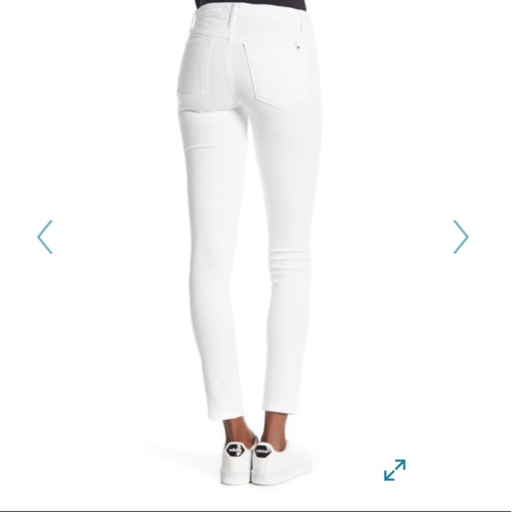 LIKE NEW Joe’s “Justen” Jeans